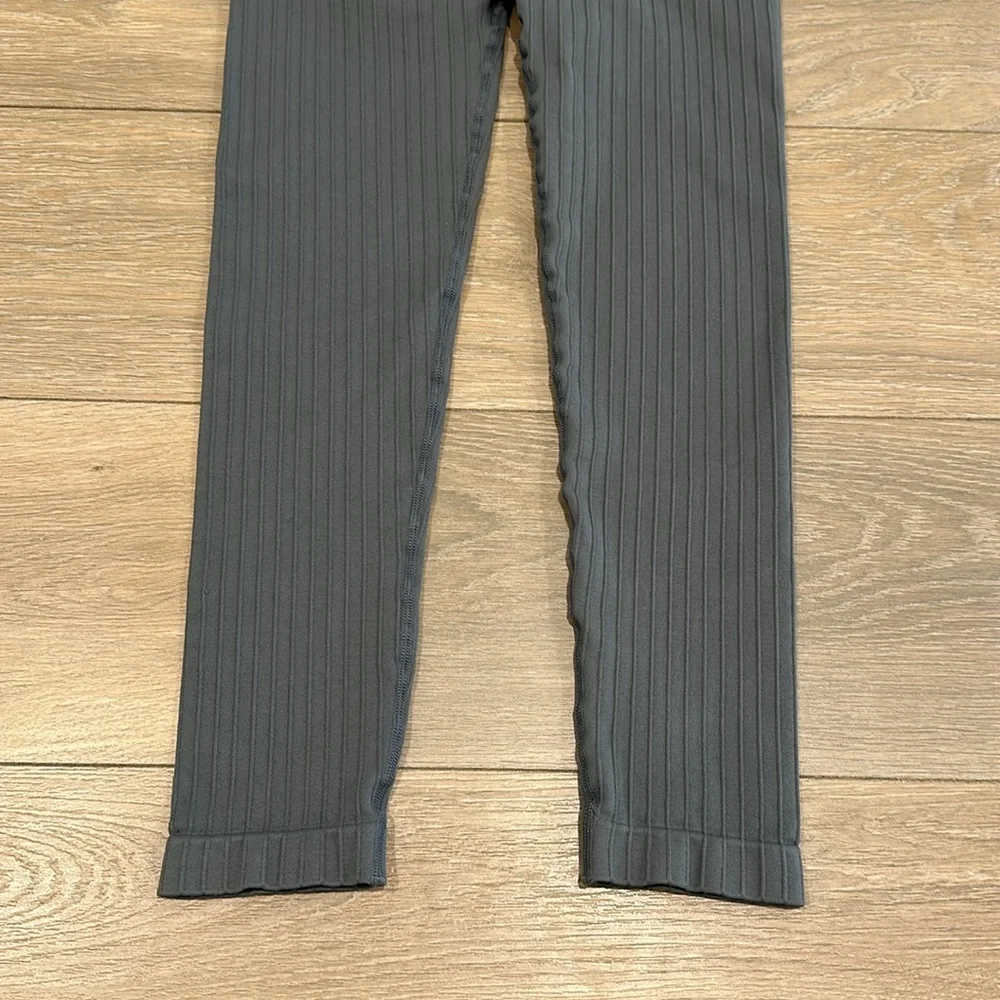 GRAY Wide Ribbed Seamless Active Gym Workout Lifting Yoga‎ Leggings Size Small